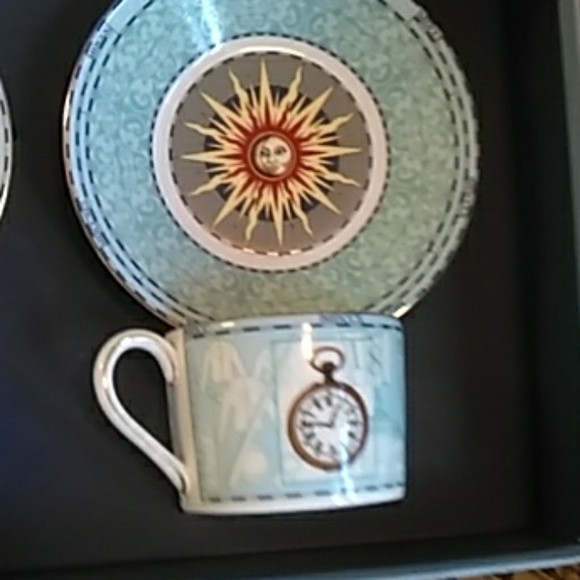 COPY - WEDGEWOOD MILLENIUM CUP&SAUCER - Picture 6 of 8